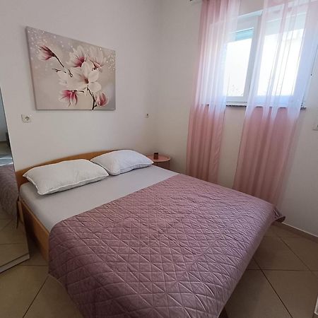 Apartments Kraljic Baska  Exterior photo