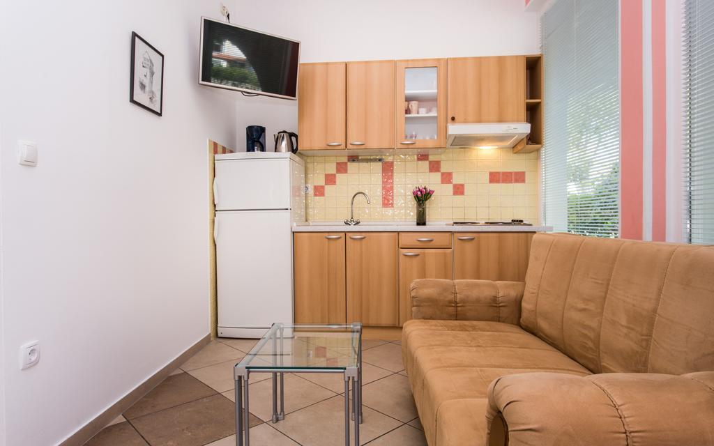 Apartments Kraljic Baska  Exterior photo