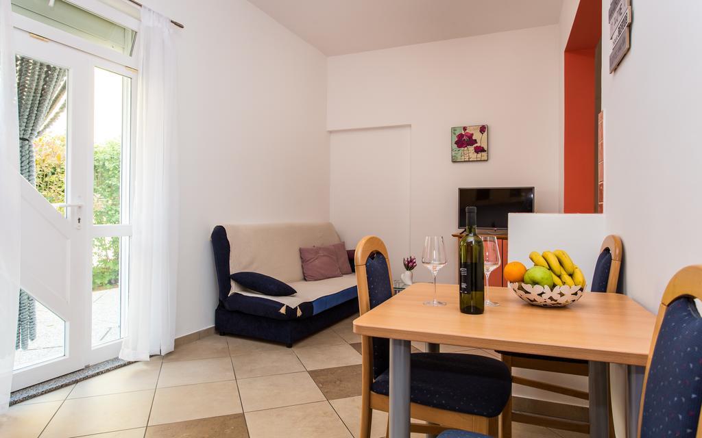 Apartments Kraljic Baska  Exterior photo